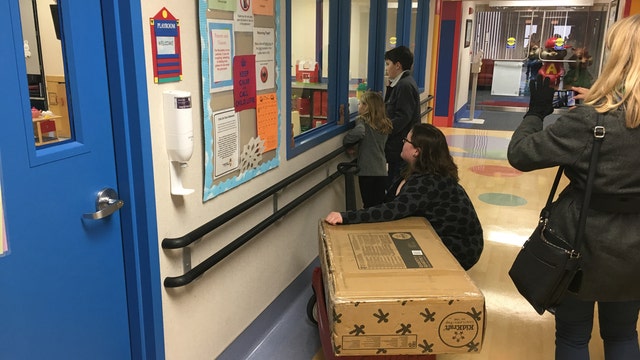 Girl who order dollhouse with Amazon's Alexa donates it to hospital