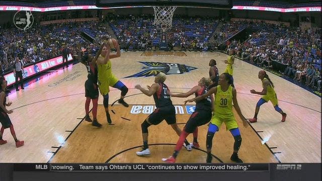 Cambage breaks WNBA's two-game scoring record with 88 points