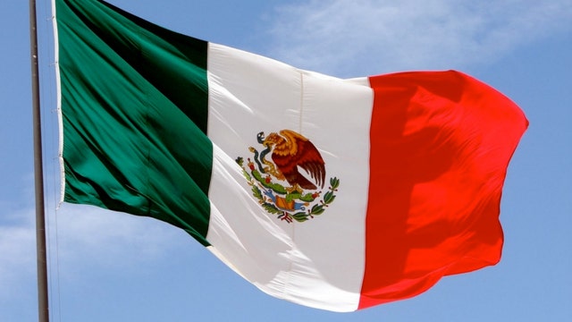 Tillerson praises Mexico's generosity in offering Harvey aid