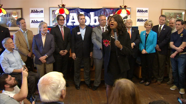 Republicans, Democrats hold campaign rallies in North Texas