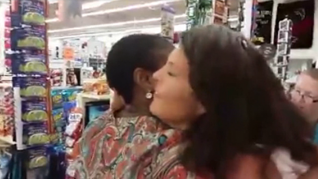Shopper helps stranger buy college supplies for daughter