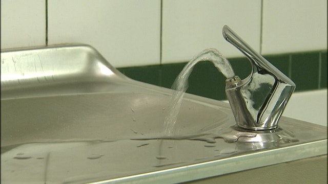 Multiple North Texas school districts test drinking water for lead