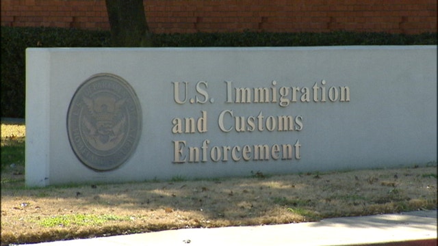 ICE holds major hiring event in Arlington to staff expansion