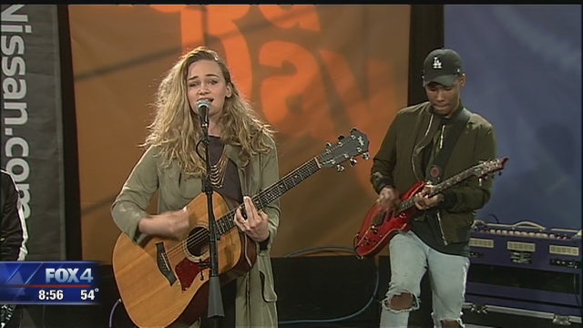 Musical Guest: Hollyn