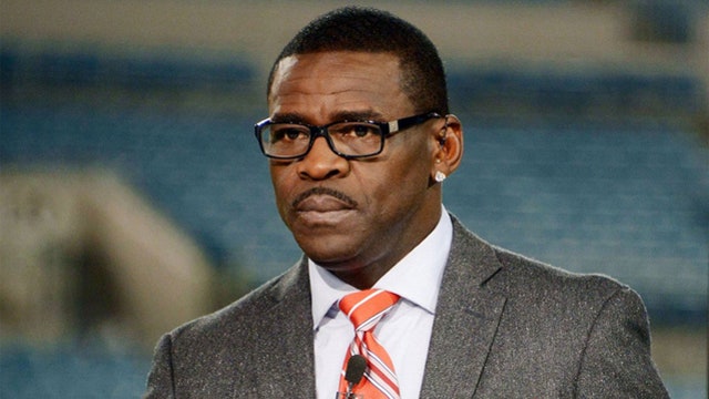 Ex-Cowboys star Michael Irvin investigated in sex battery case