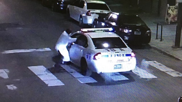 Gunman Who Ambushed Officer Pledges Allegiance to IS