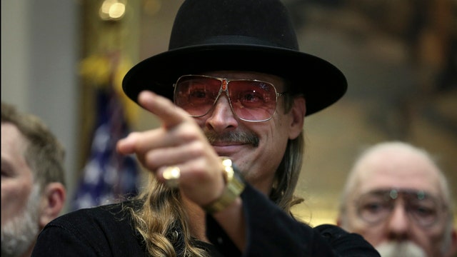 Kid Rock pays off layaway for 350 at Nashville Walmart