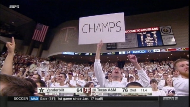 House leads Texas A&M to opening 92-65 win over Green Bay