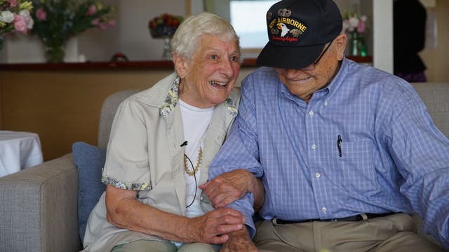 PHOTOS: US WWII vet reunites with wartime girlfriend in Australia