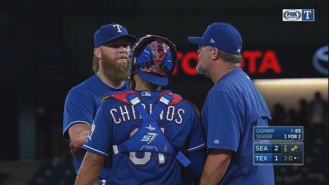 Cruz and Seager lead Mariners past Rangers 10-4