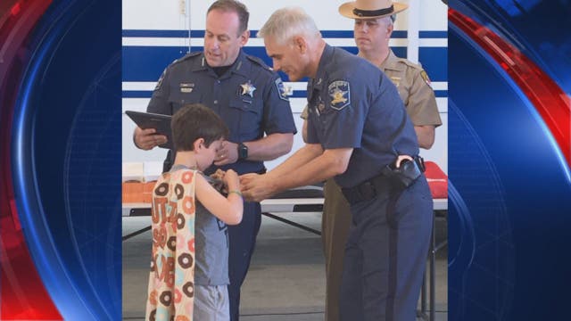 'Donut Boy' visits Maryland-area law enforcement to thank officers