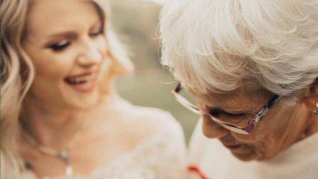 Bride surprises grandmother by wearing her wedding dress from 1962