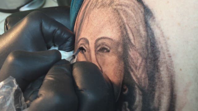 Winter Haven man gets tattoo of Hillary Clinton