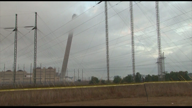 Smokestack at decomissioned Georgia power plant toppled