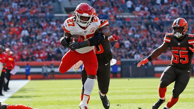 NFL suspends Browns' Kareem Hunt 8 games for 'altercations'