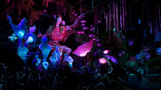 Preview of Disney World's new Pandora: World of Avatar