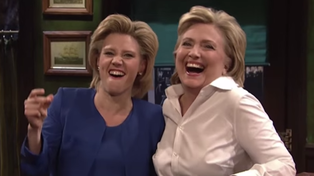 Meet Val the bartender: Hillary Clinton does an 'SNL' skit