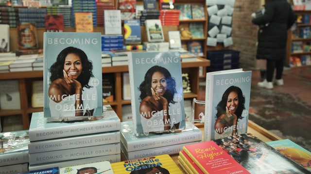 Michelle Obama's book sells 1.4 million copies in a week