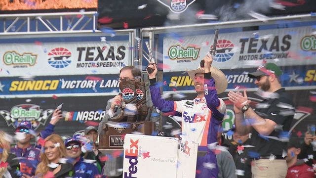 Hamlin overcomes 2 pit penalties at Texas for 2nd win of '19