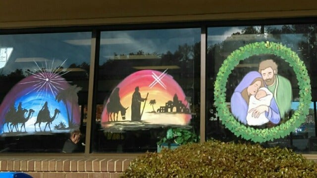 GA Burger King's Christmas windows back on display