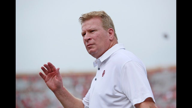 Oklahoma parts ways with defensive coordinator Mike Stoops