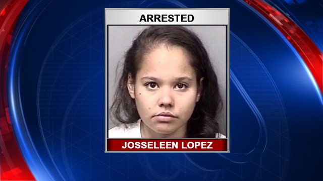 Fla. woman busted drinking wine, eating chicken in Walmart