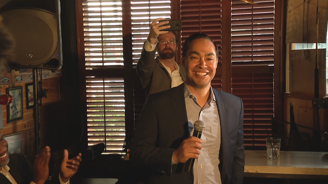 Julian Castro campaigns in Dallas, faces uphill fundraising challenge