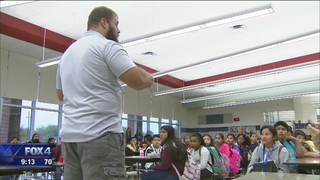 Travis Frederick doing charity work while recovering