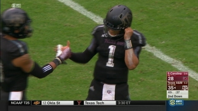 Freshman Murray leads Texas A&M in 35-28 win over S Carolina