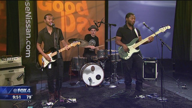 Musical Guest: The Peterson Brothers