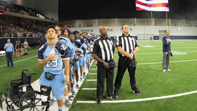 Injured North Texas player takes a stand on national anthem debate