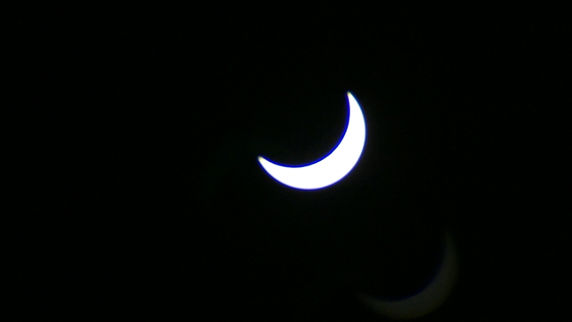 North Texans look to the sky for solar eclipse