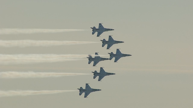 Thunderbirds to perform Super Bowl flyover Sunday