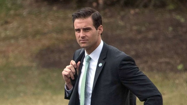 Trump's personal aide exits White House, will join campaign