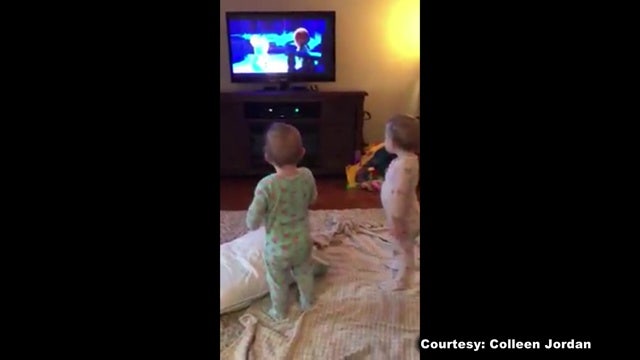 WATCH: Twin toddlers recreate scenes from 'Frozen'