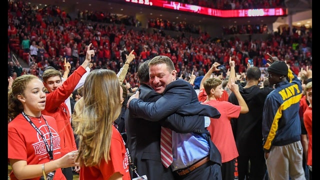 No. 8 Texas Tech makes history at home, 72-71 over No. 2 WVU