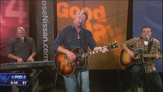 Musical Guest: Pat Green