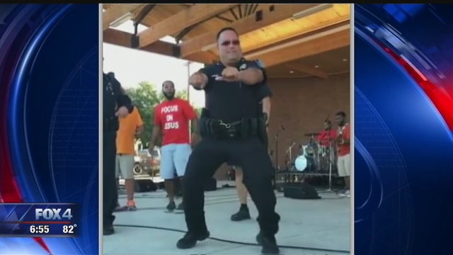 Social media loves Mansfield's dancing officer