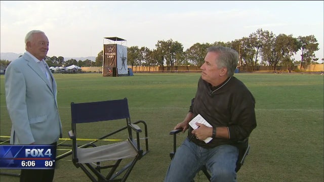 Jerry Jones declines to discuss national anthem policy