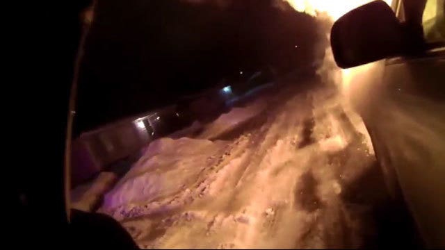 MUST SEE: Police officer saves woman from burning car
