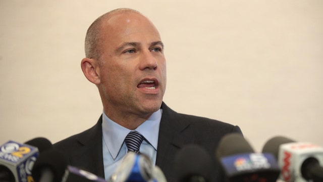 Amid legal troubles, Avenatti scrutinized for R. Kelly role