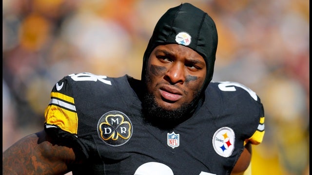 Steelers RB Le'Veon Bell refuses to sign tag, out for 2018