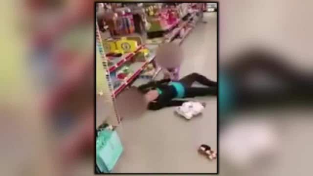Video shows mom overdosing in toy aisle of store