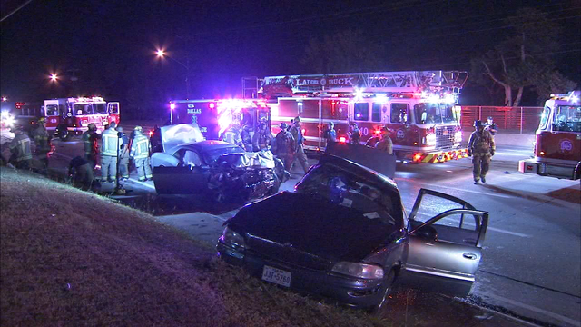 Passenger killed in alcohol-related crash in Dallas