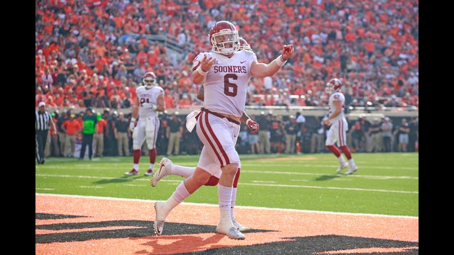 Mayfield's 598 yards lead Oklahoma past Oklahoma St. 62-52