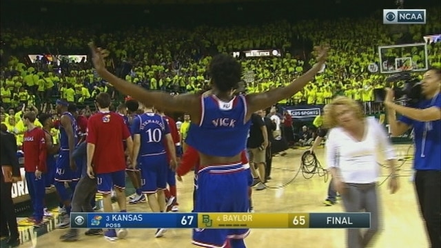 No. 3 Kansas closer to Big 12 with 67-65 win at No. 4 Baylor