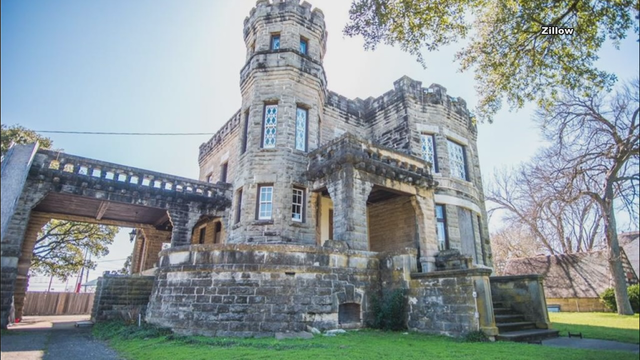 'Fixer Upper' couple buys historic castle in Texas