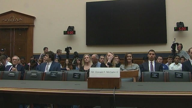 Democratic impeachment calls swell as McGahn defies subpoena