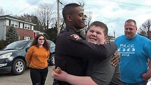 NJ police officer helps autistic boy find teddy bear