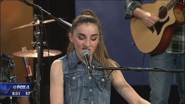 Dallas teen bringiing awareness about Parkinson's with her music